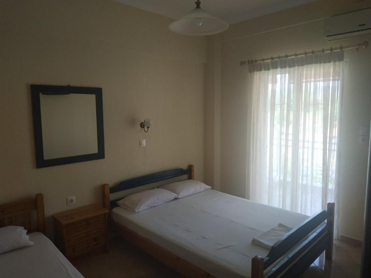 Poly'S House Apartman Vrasná Kültér fotó
