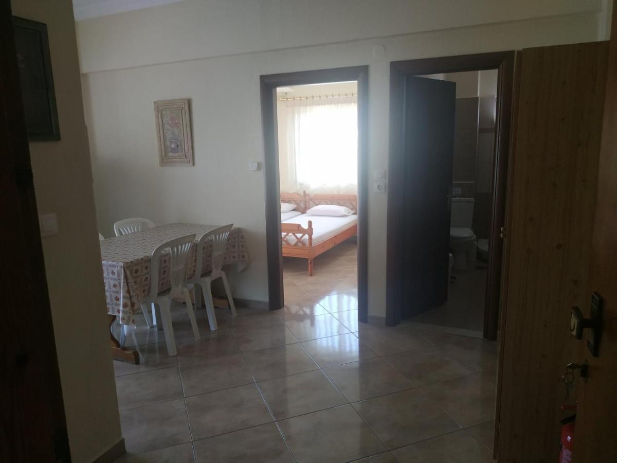 Poly'S House Apartman Vrasná Kültér fotó