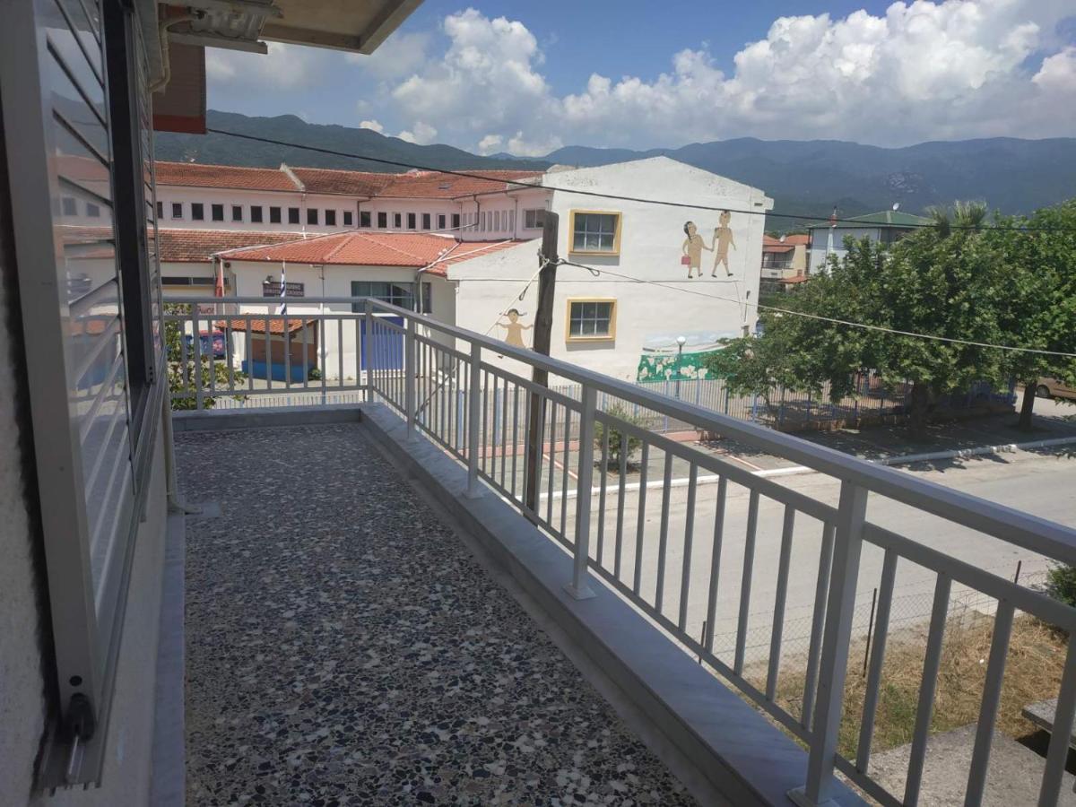 Poly'S House Apartman Vrasná Kültér fotó