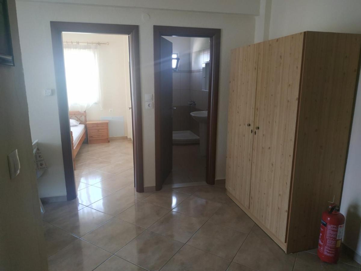 Poly'S House Apartman Vrasná Kültér fotó
